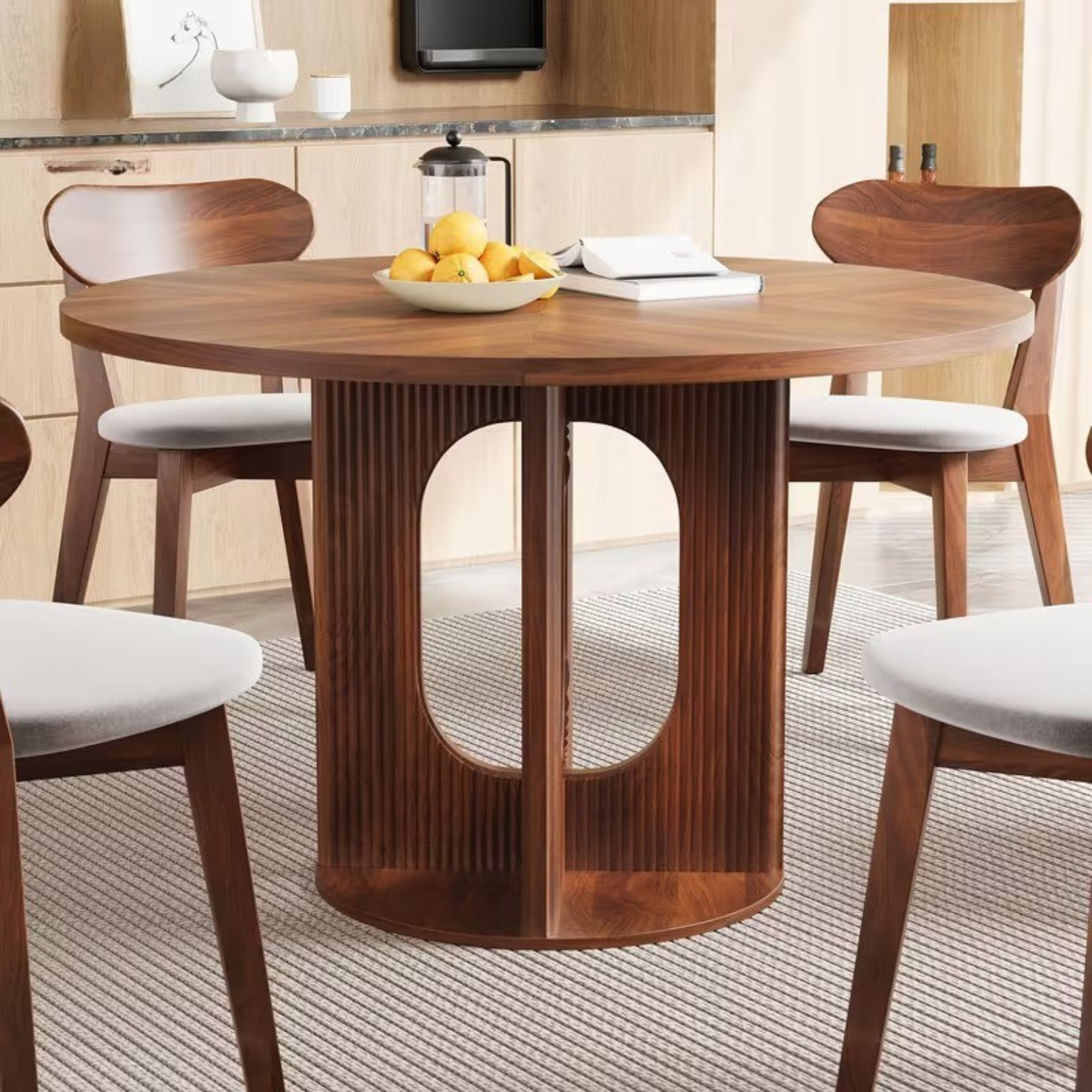 Modern Round Fluted Dining Table With Pedestal Base For Dining Room And Kitchen
